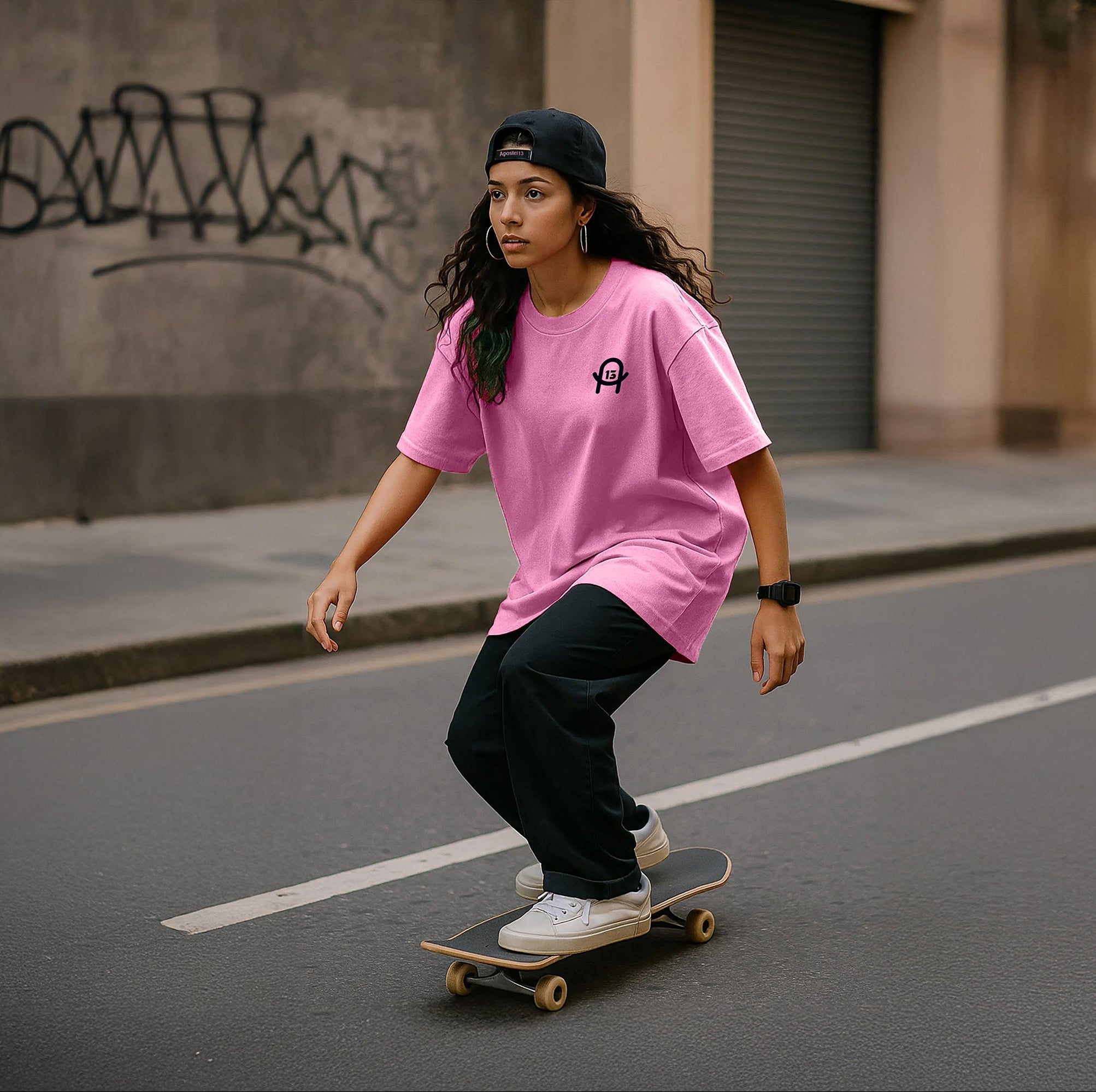 Pinke Skate-Frau 